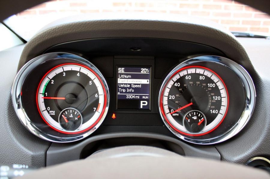  Dodge Durango 2011 года  (фото 23 из 70)